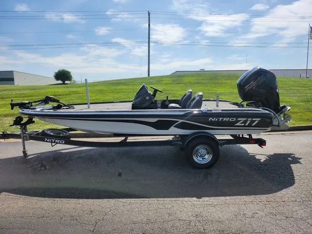 Slide: The Image of Nitro Z17 2021 - 5