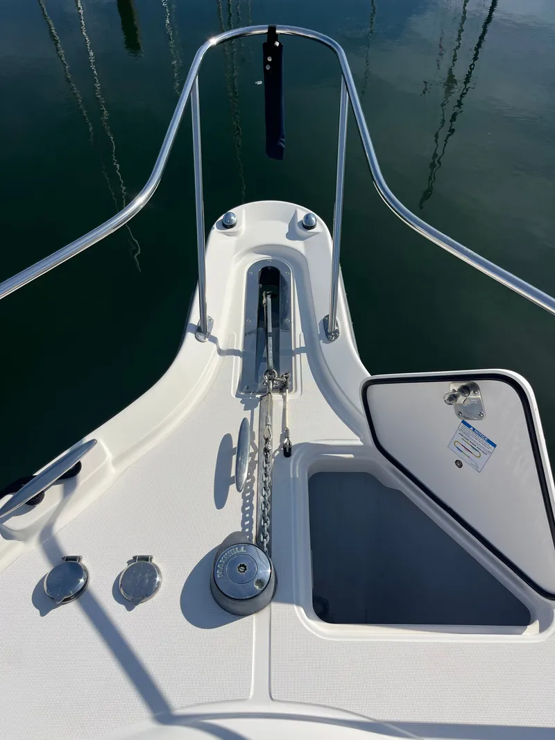 Slide: The Image of Tiara 3500 Sovran 2009 - 14