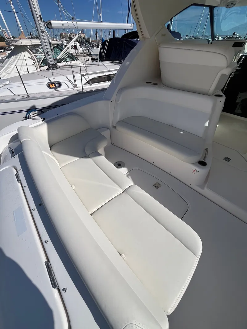 Slide: The Image of Tiara 3500 Sovran 2009 - 24