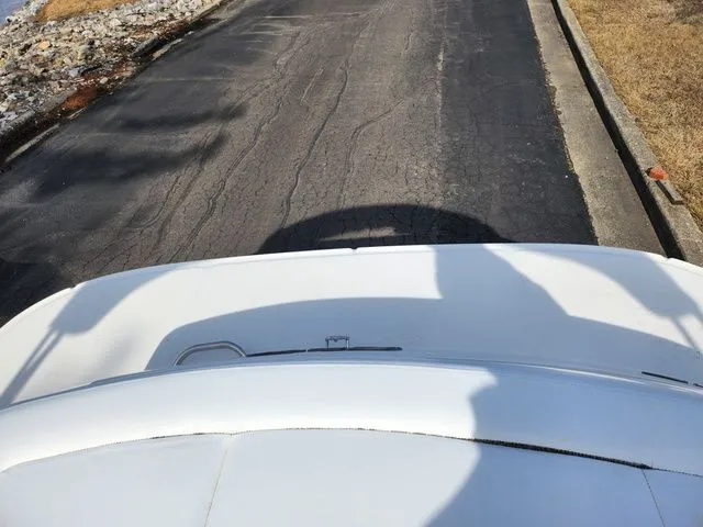 Slide: The Image of Sea Ray 210 SLX 2014 - 24