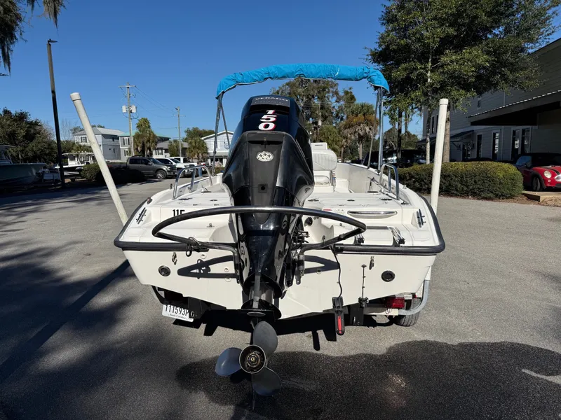 Slide: The Image of Boston Whaler 180 Dauntless 2006 - 4