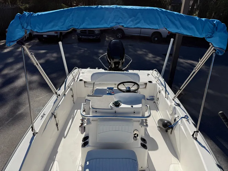 Slide: The Image of Boston Whaler 180 Dauntless 2006 - 6