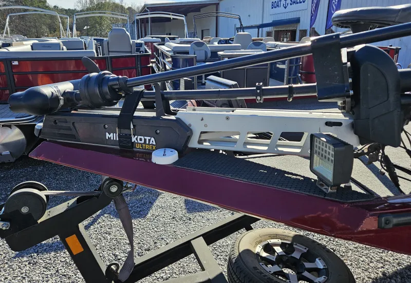 Slide: The Image of Ranger RT198P DC 2019 - 5