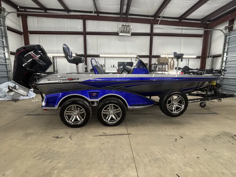 The Image of Ranger Z500 Series Z519R Cup Equipped 2026 - 1