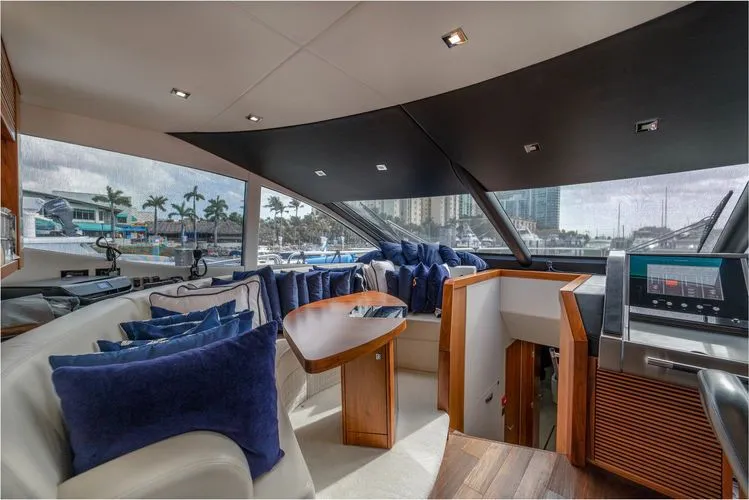 Slide: The Image of 2015 Sunseeker 28 Metre Yacht - Image 10 - 10