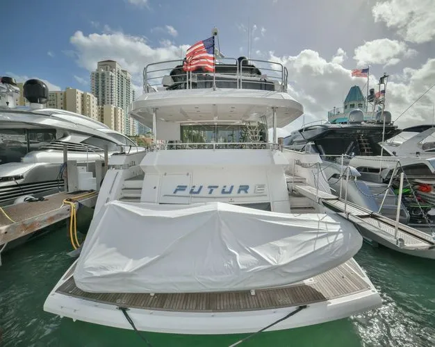 Slide: The Image of 2015 Sunseeker 28 Metre Yacht - Image 3 - 3