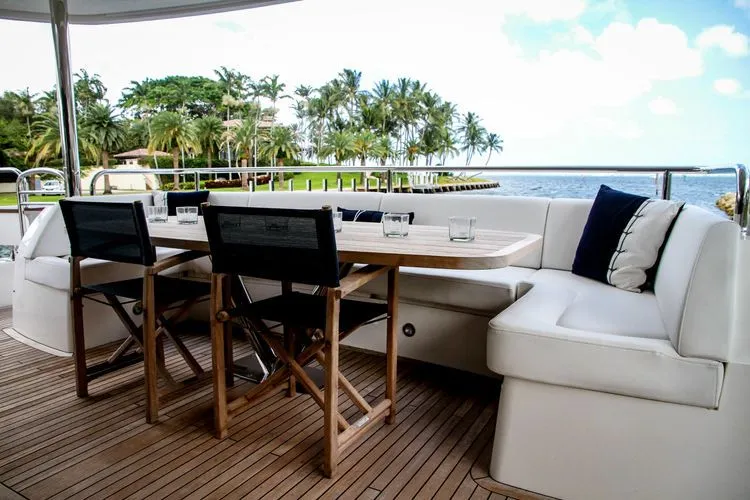 Slide: The Image of 2015 Sunseeker 28 Metre Yacht - Image 6 - 6