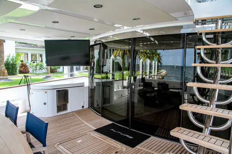 Slide: The Image of 2015 Sunseeker 28 Metre Yacht - Image 7 - 7