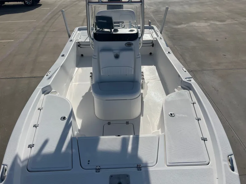 Slide: The Image of Sea Fox 200XT 2012 - 17