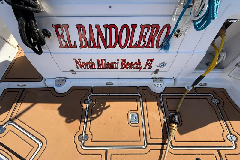 Slide: The Image of 2005 Four Winns 348 Vista boat named "El Bandolero" in North Miami Beach, FL. - 13
