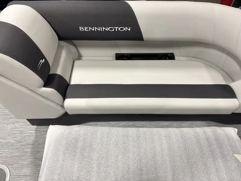 Slide: The Image of Bennington 22SSR-SPS/Snap 2026 - 14