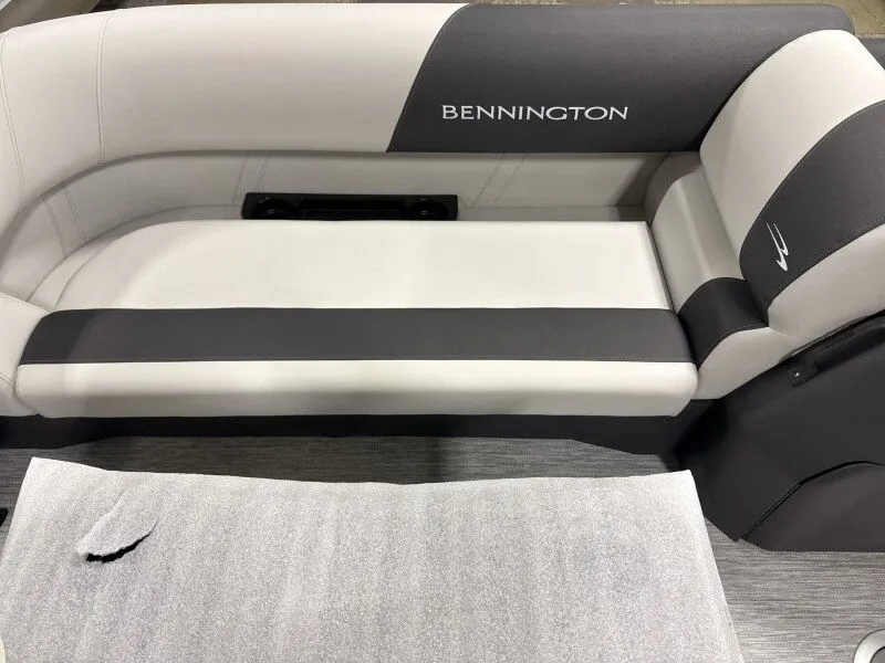 Slide: The Image of Bennington 22SSR-SPS/Snap 2026 - 15