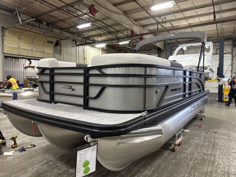 Slide: The Image of Bennington 22SSR-SPS/Snap 2026 - 4