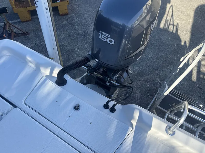 Slide: The Image of Blue Wave 2200 Pure Bay CC 2012 - 18