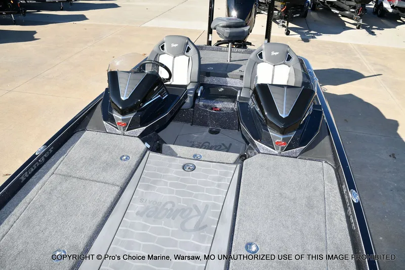 Slide: The Image of Ranger Z521R Dual Console w/300HP Pro-XS 2026 - 15