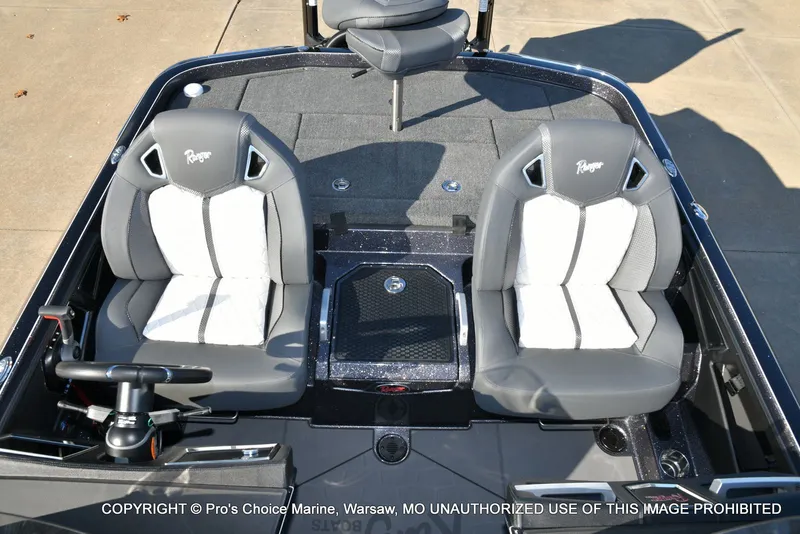 Slide: The Image of Ranger Z521R Dual Console w/300HP Pro-XS 2026 - 16