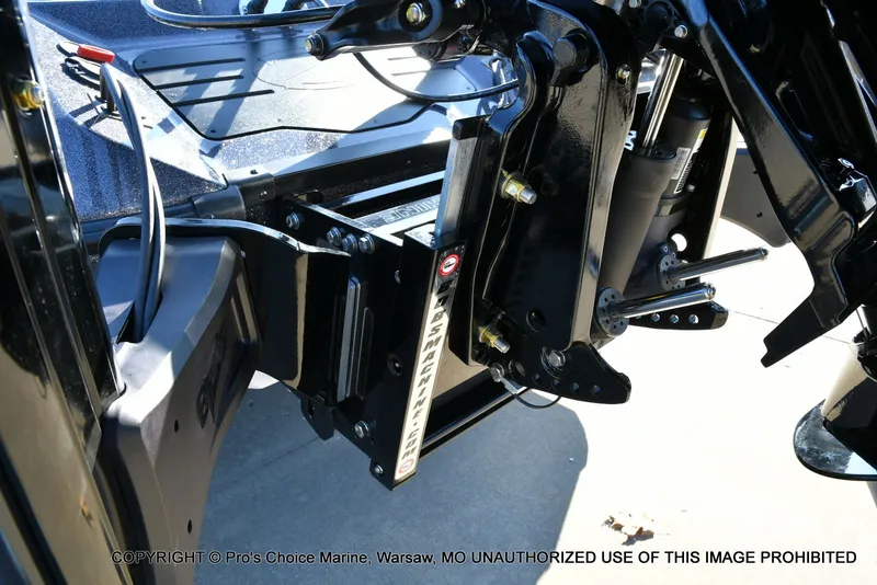 Slide: The Image of Ranger Z521R Dual Console w/300HP Pro-XS 2026 - 26