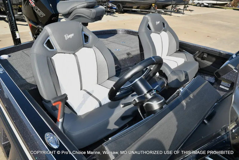 Slide: The Image of Ranger Z521R Dual Console w/300HP Pro-XS 2026 - 36