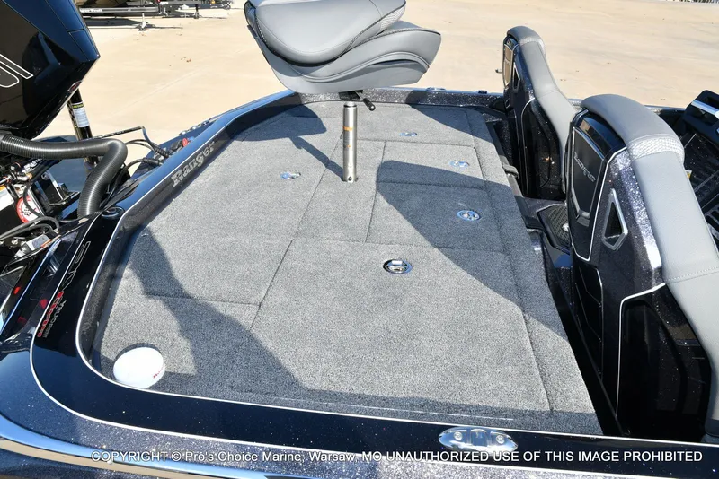 Slide: The Image of Ranger Z521R Dual Console w/300HP Pro-XS 2026 - 37