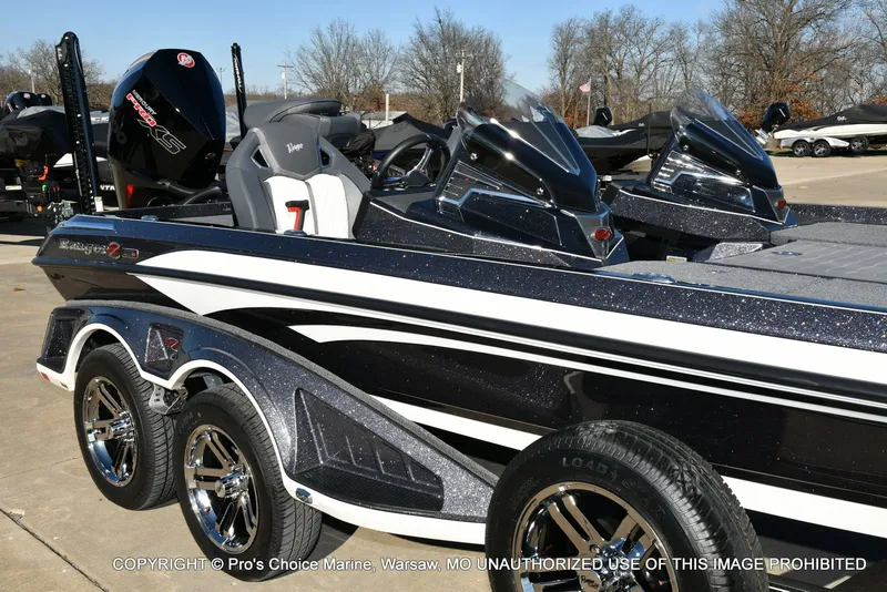 Slide: The Image of Ranger Z521R Dual Console w/300HP Pro-XS 2026 - 4