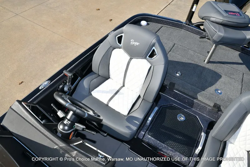 Slide: The Image of Ranger Z521R Dual Console w/300HP Pro-XS 2026 - 55