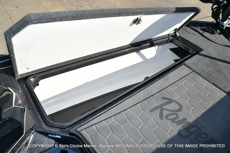Slide: The Image of Ranger Z521R Dual Console w/300HP Pro-XS 2026 - 62