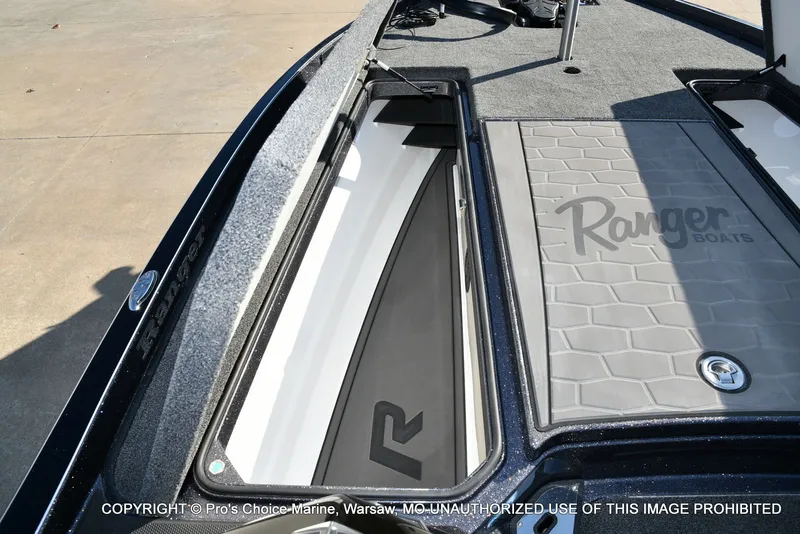 Slide: The Image of Ranger Z521R Dual Console w/300HP Pro-XS 2026 - 63