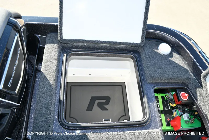 Slide: The Image of Ranger Z521R Dual Console w/300HP Pro-XS 2026 - 70
