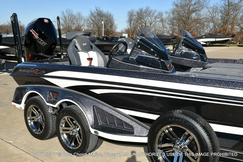Slide: The Image of Ranger Z521R Dual Console w/300HP Pro-XS 2026 - 88