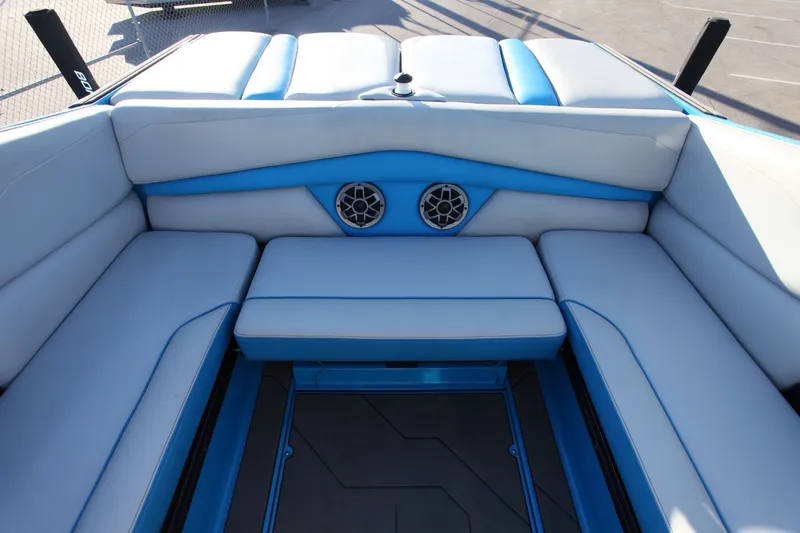 Slide: The Image of Axis A24 2019 - 9