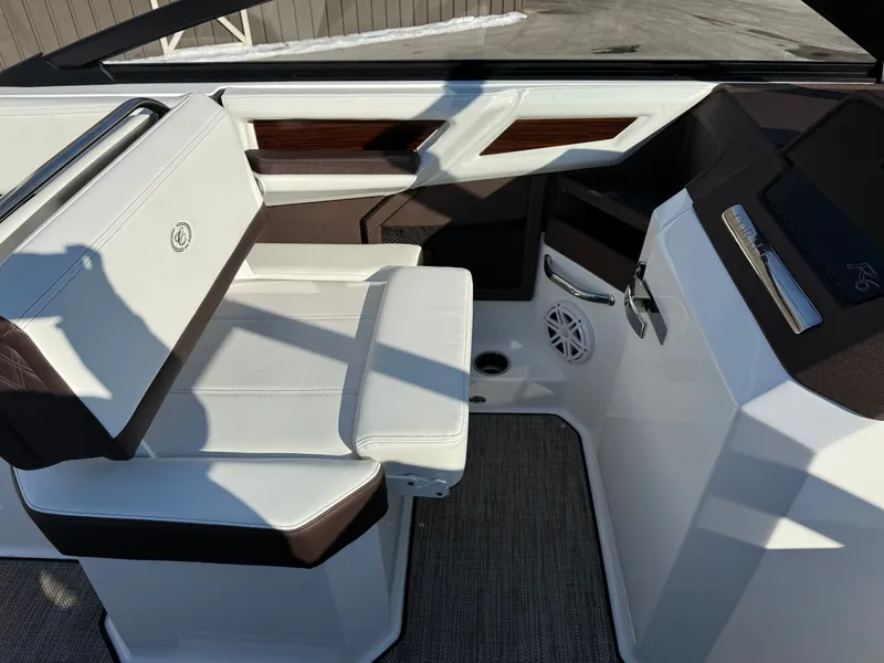 Slide: The Image of Cobalt R6 2026 - 1152