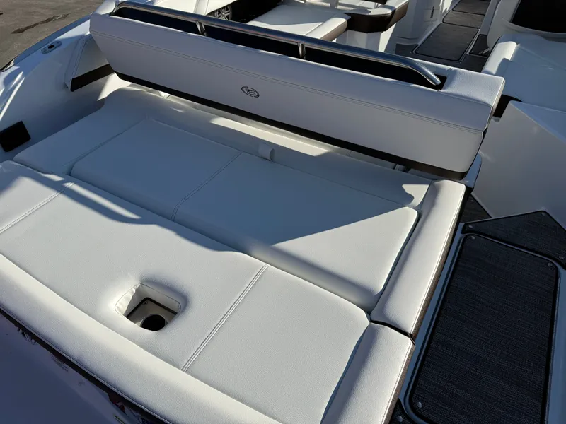 Slide: The Image of Cobalt R6 2026 - 956