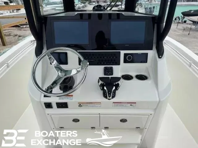 Slide: The Image of Cobia 245 Center Console 2026 - 8