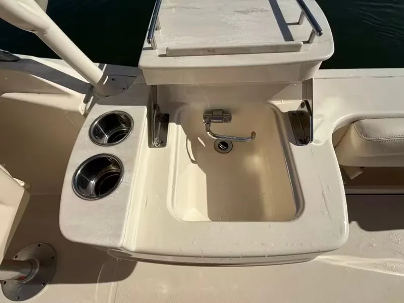 Slide: The Image of Grady-White Freedom 235 2019 - 13