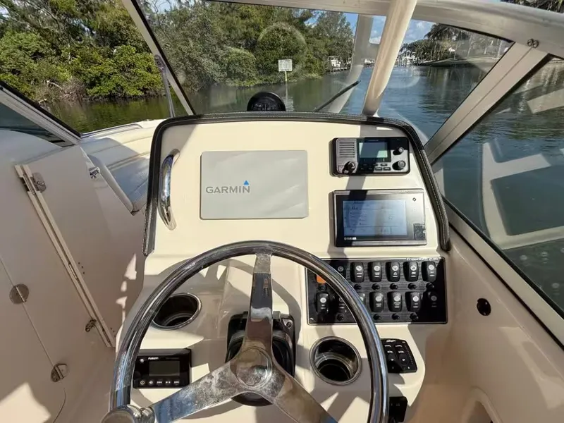 Slide: The Image of Grady-White Freedom 235 2019 - 8