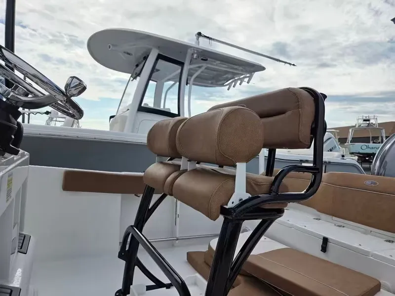 Slide: The Image of Sea Hunt Ultra 229 2024 - 5