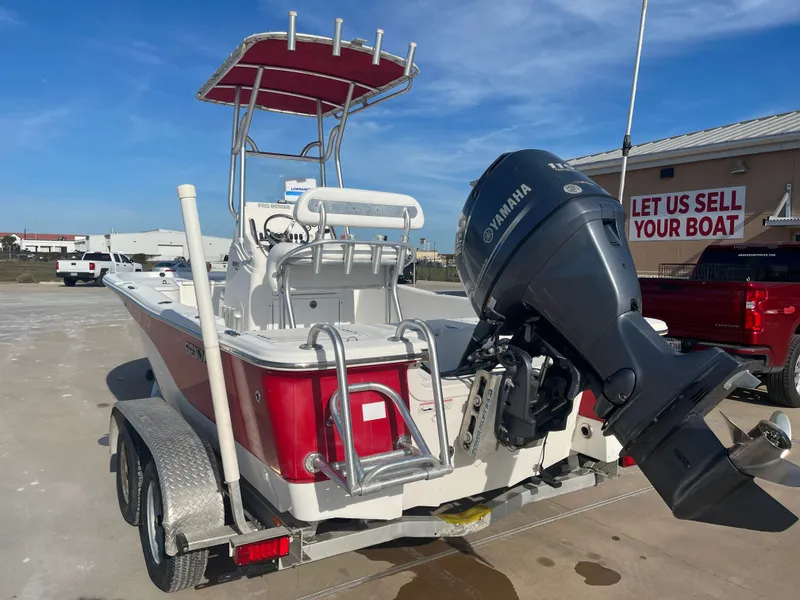 Slide: The Image of Sea Fox 200XT 2012 - 10