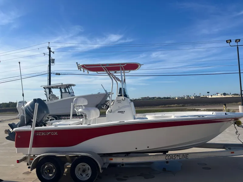 Slide: The Image of Sea Fox 200XT 2012 - 7