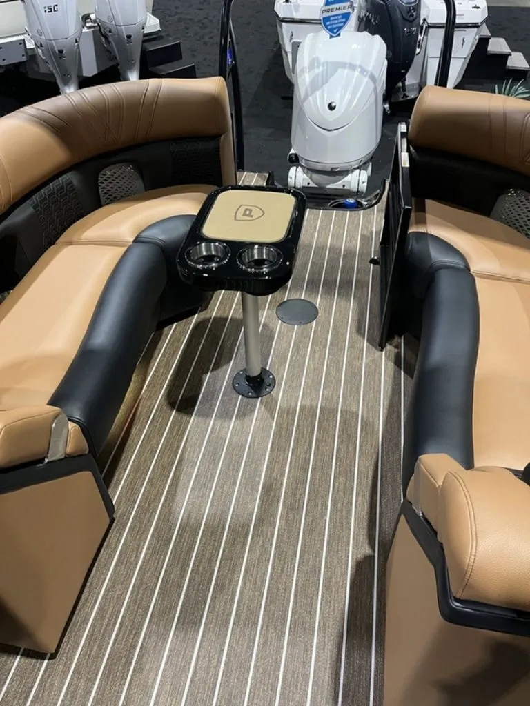 Slide: The Image of Premier 250 Intrigue RF CL 2026 - 21