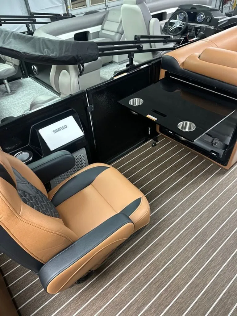 Slide: The Image of Premier 250 Intrigue RF CL 2026 - 4