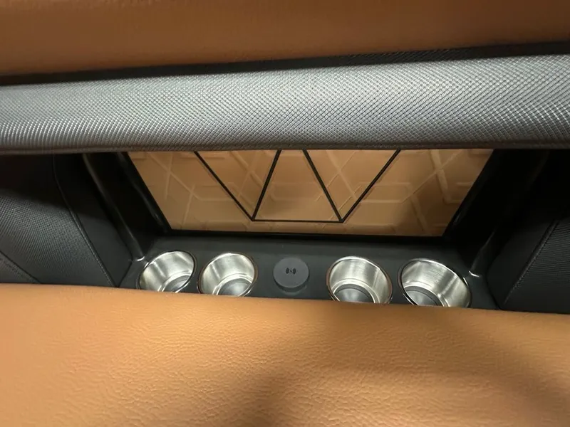 Slide: The Image of Premier 250 Intrigue RF CL 2026 - 6