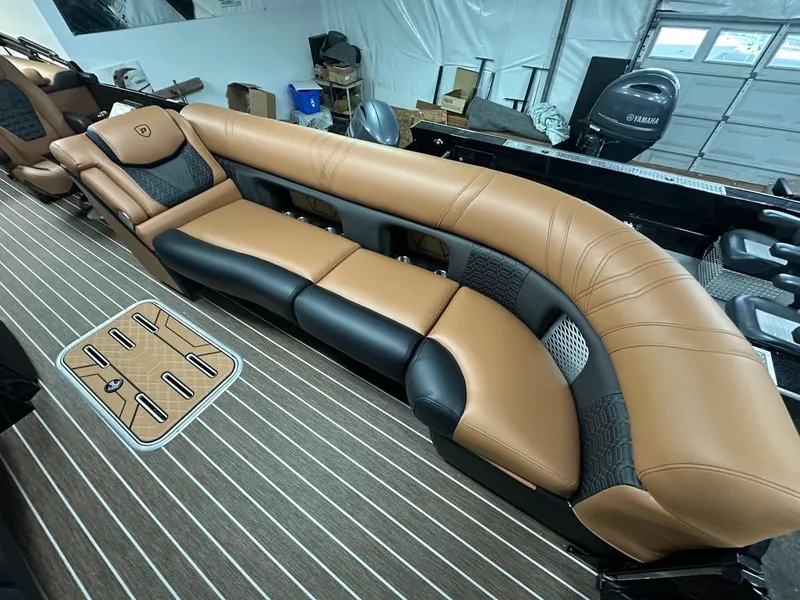 Slide: The Image of Premier 250 Intrigue RF CL 2026 - 7