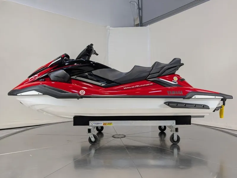 Slide: The Image of Yamaha FX CRUISER® HO 2026 - 33