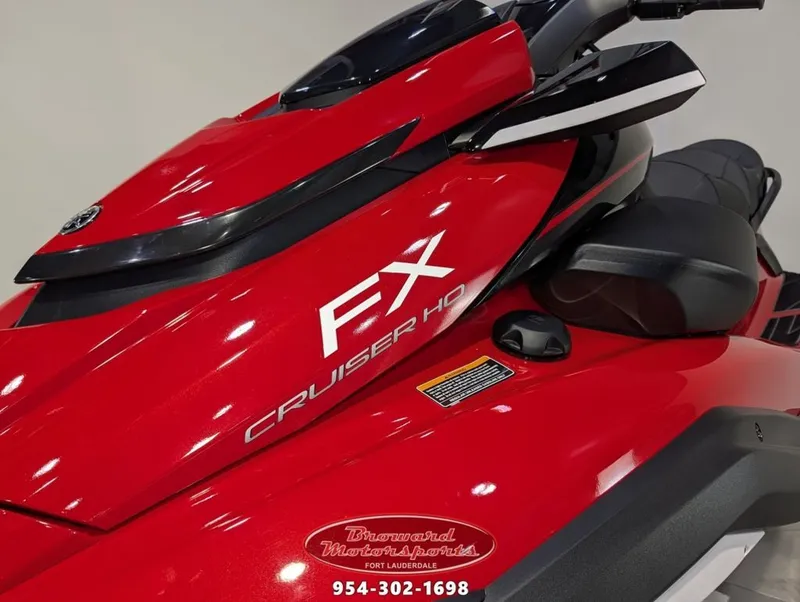 Slide: The Image of Yamaha FX CRUISER® HO 2026 - 16