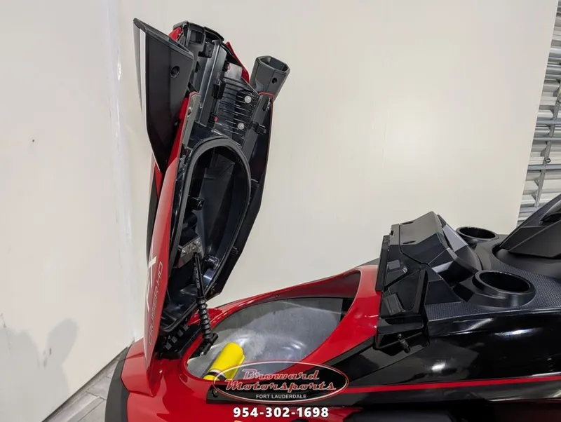 Slide: The Image of Yamaha FX CRUISER® HO 2026 - 24