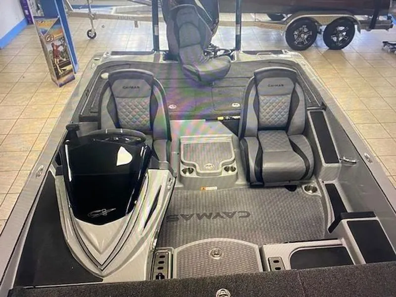 Slide: The Image of Caymas CX 20 2023 - 4