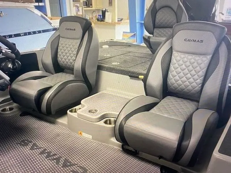 Slide: The Image of Caymas CX 20 2023 - 6