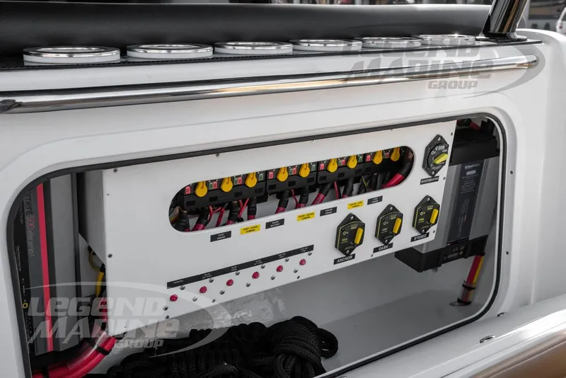 Slide: The Image of Nor-Tech 340 Sport 2026 - 34