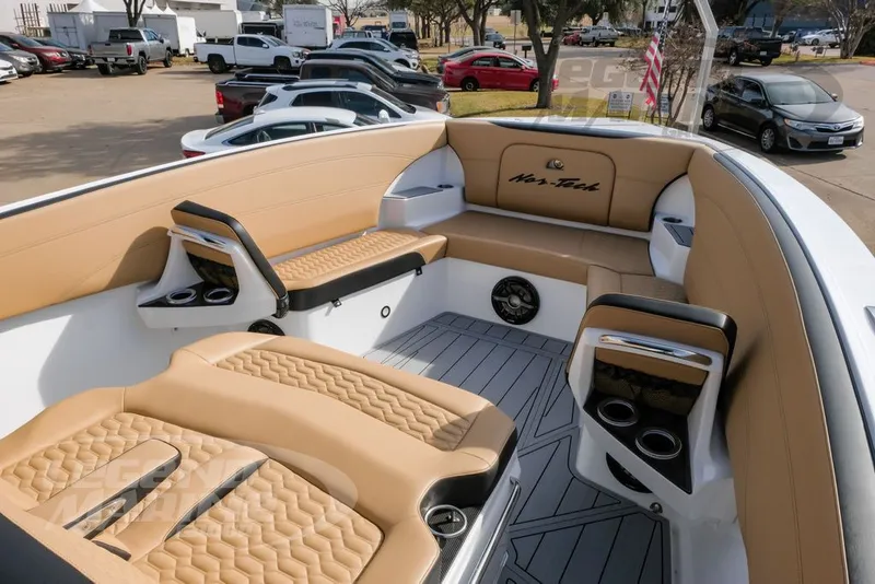 Slide: The Image of Nor-Tech 340 Sport 2026 - 39