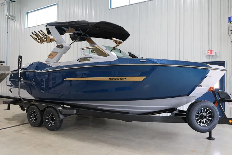 The Image of MasterCraft X24 2026 - 1